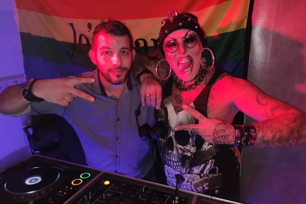 jo's bar bayonne bar gay