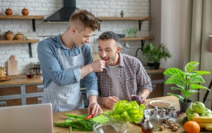 mon-mec-et-moi-on-cuisine-ensemble