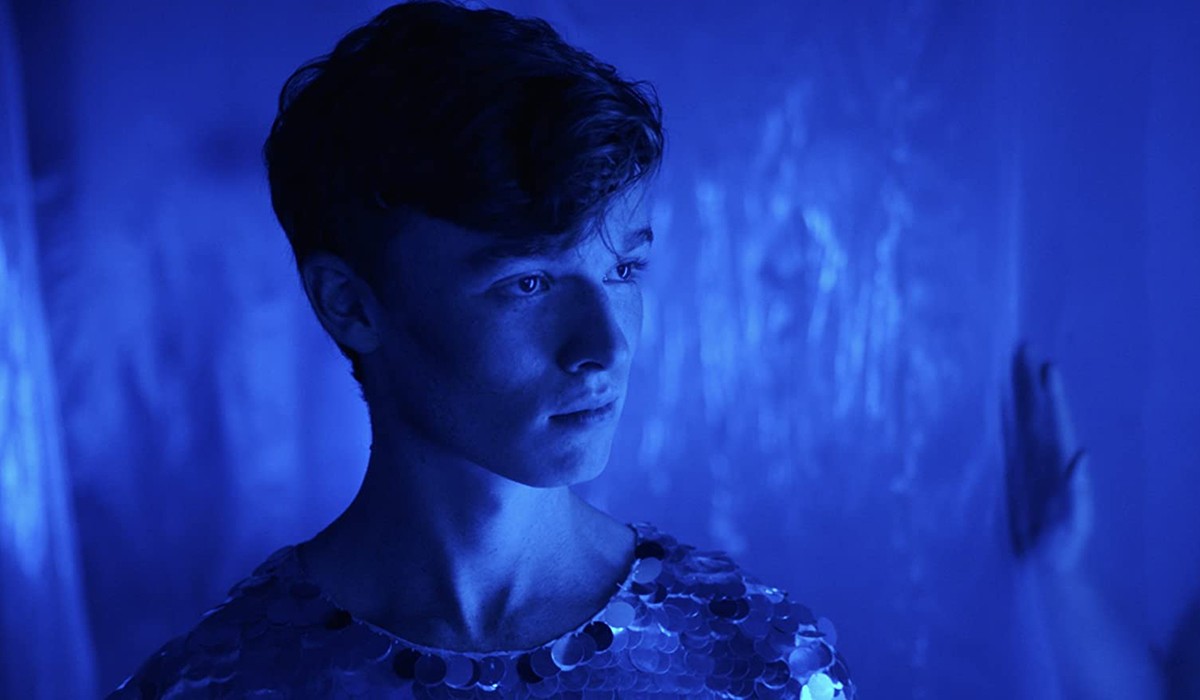 bleu nuit queerscreen