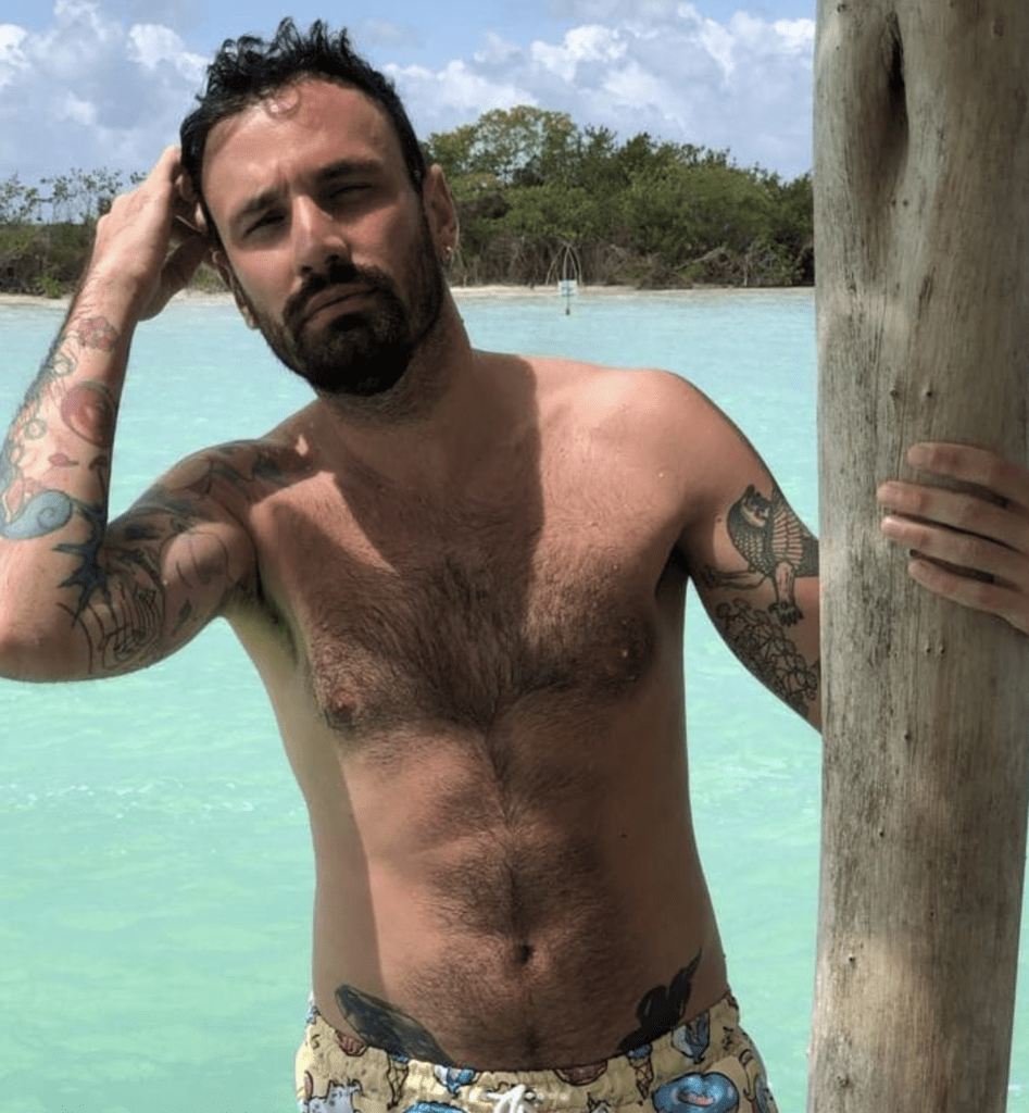 Robin-instaboy-gay