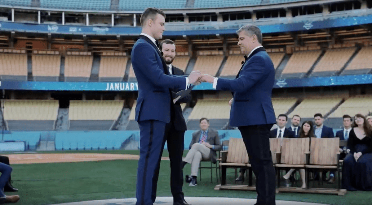 Un mariage unique au Dodger Stadium