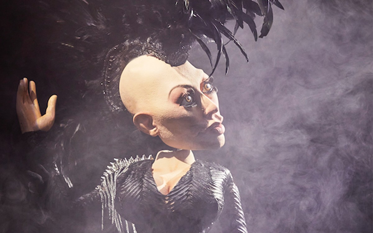 hen-marionnette-theatre-de-l'atelier