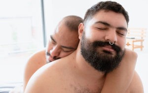 gay-couple-in-bed-