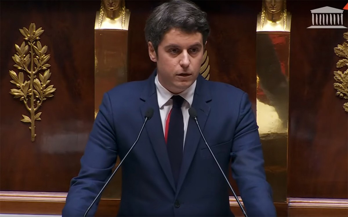 gabriel-attal-assemblee-homosexualité