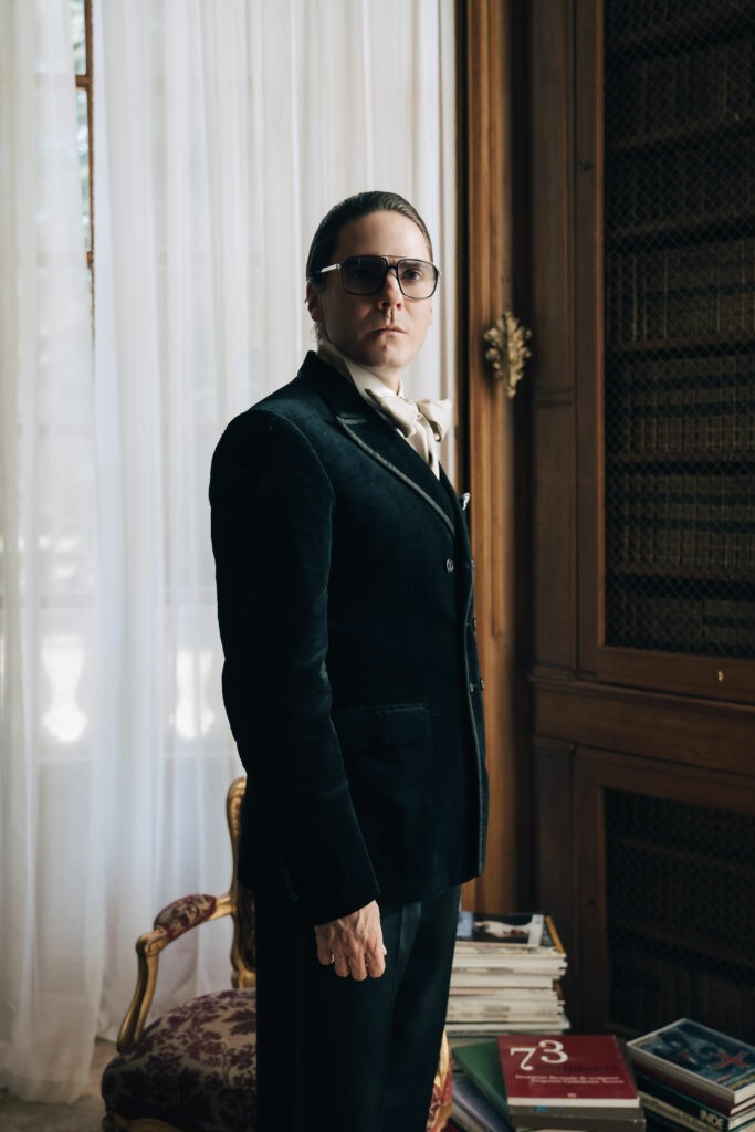 Disney - Becoming Karl Lagerfeld - Daniel Brhl (5).jpg